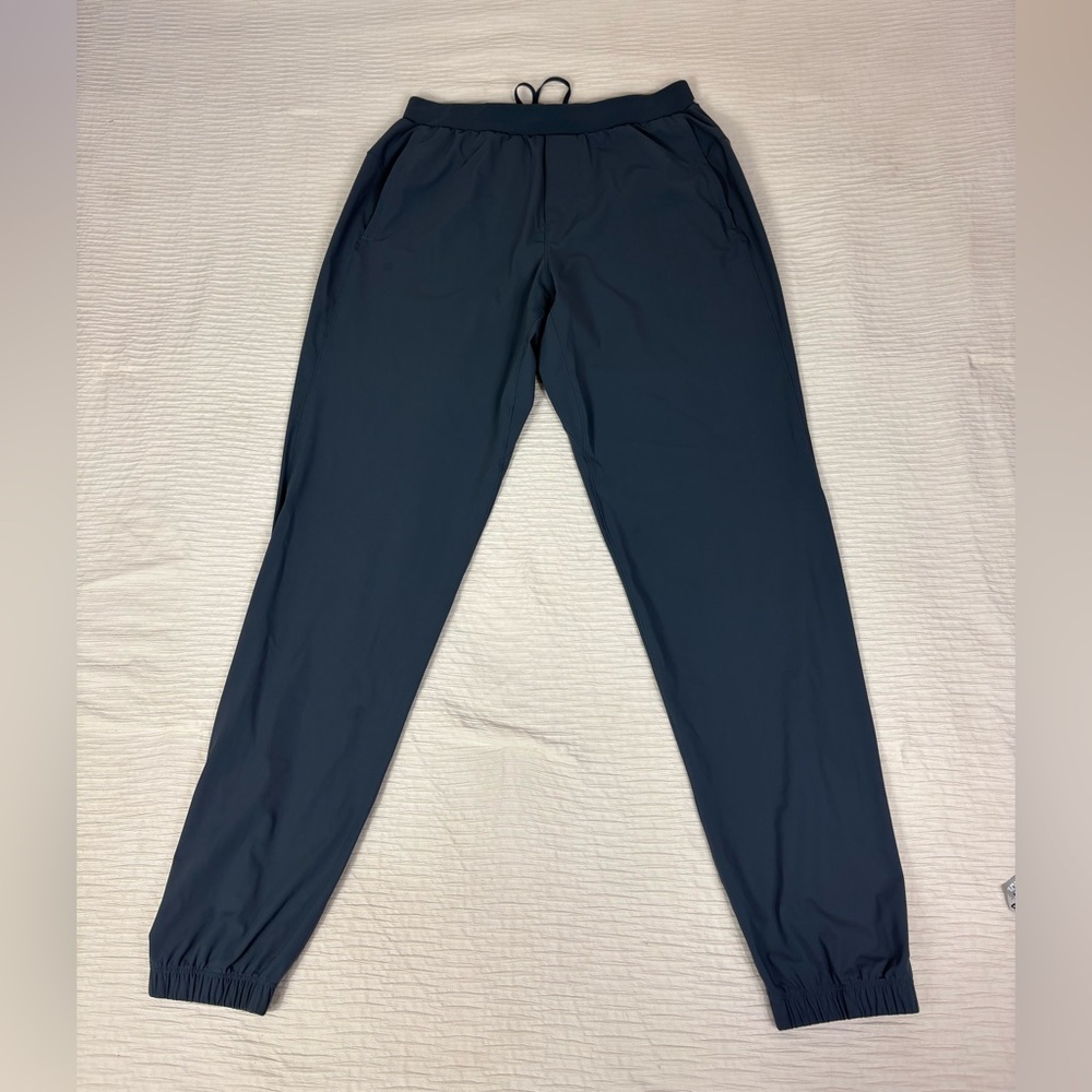 Lululemon Men's Jogger Sweatpants - Picture 5 of 10